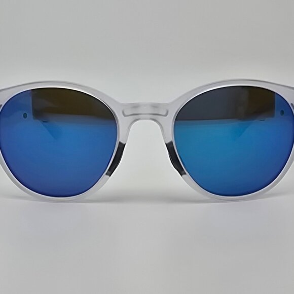 Oakley OO9474-0452 Spindrift Matte Clear Frame Prizm Sapphire Iridium Sunglasses - Picture 2 of 15